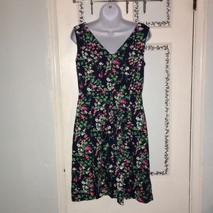 Nine West floral dress with pockets! NWT
